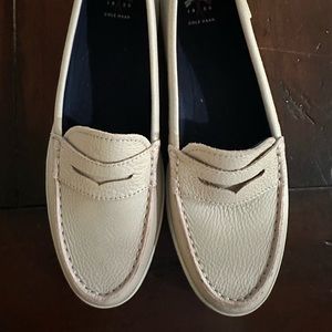 Cole Haan Women’s Nantucket Loafers, Size 9